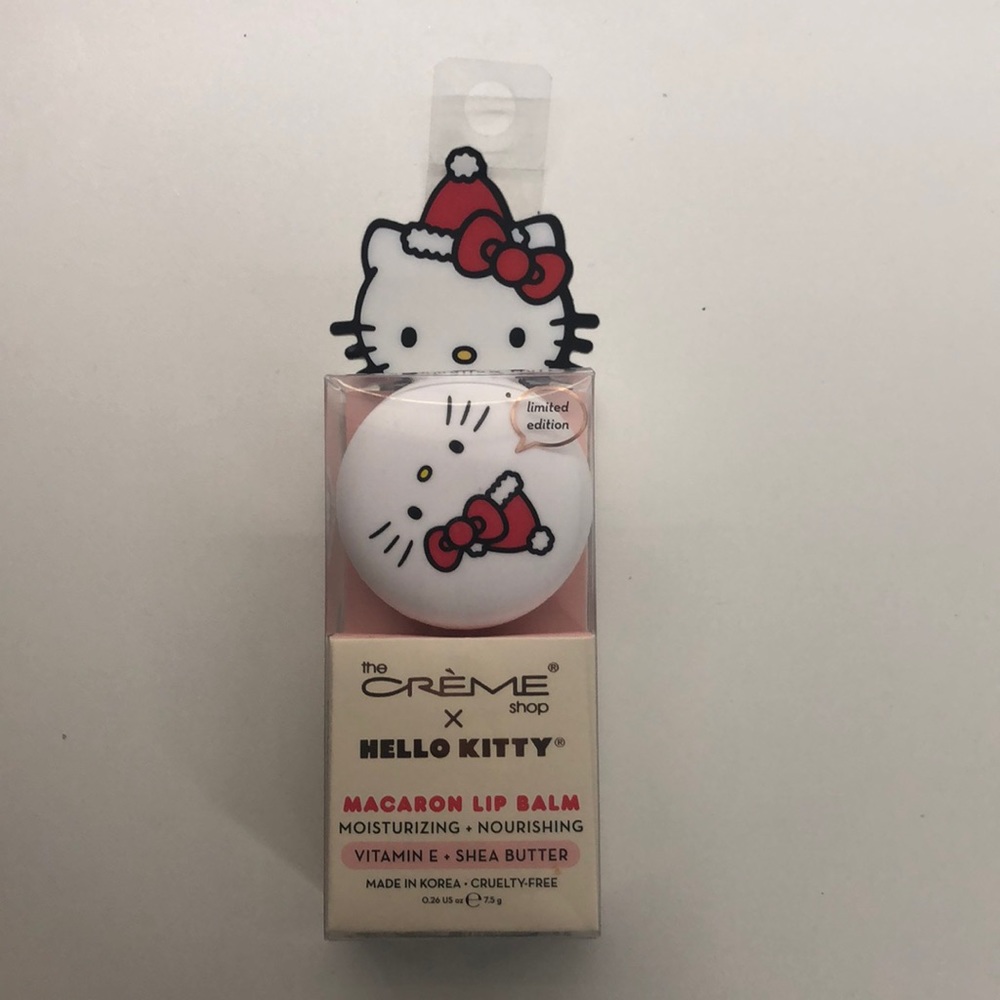 Hello kitty Macaron lip balm the crème shop